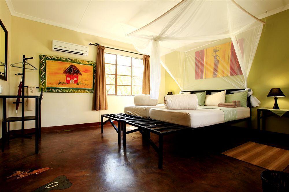 Gondwana Etosha Safari Camp Vila Okaukuejo Exterior foto