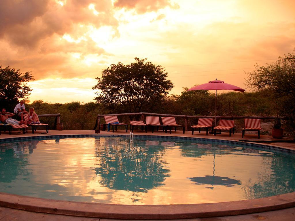 Gondwana Etosha Safari Camp Vila Okaukuejo Exterior foto