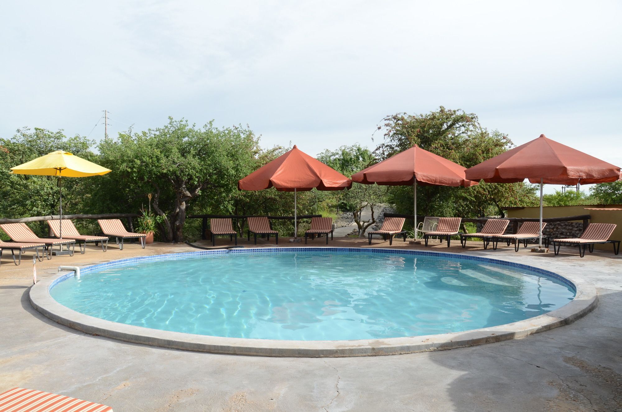 Gondwana Etosha Safari Camp Vila Okaukuejo Exterior foto